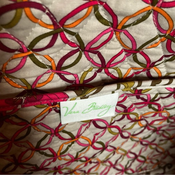 SOLD Vera Bradley Get Carried Away Large Tote/weekender LIKE NEW - Picture 11 of 12